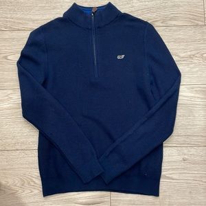 Boys Vineyard Vines pullover.
